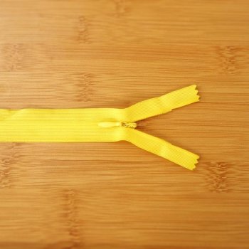 Nahtverdeckter Reißverschluss - 20cm - gelb