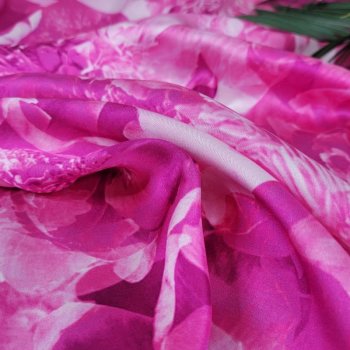 Rest = 1,80 m*  Premium-Viskose-Satin - Big Flowers - pink/wei&szlig; *Made in Italy*